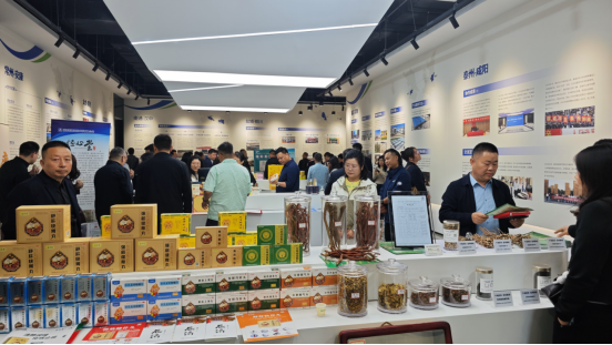 宝鸡市中药材亮相苏陕中药材产业对接座谈会